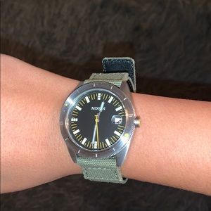 Nixon watch